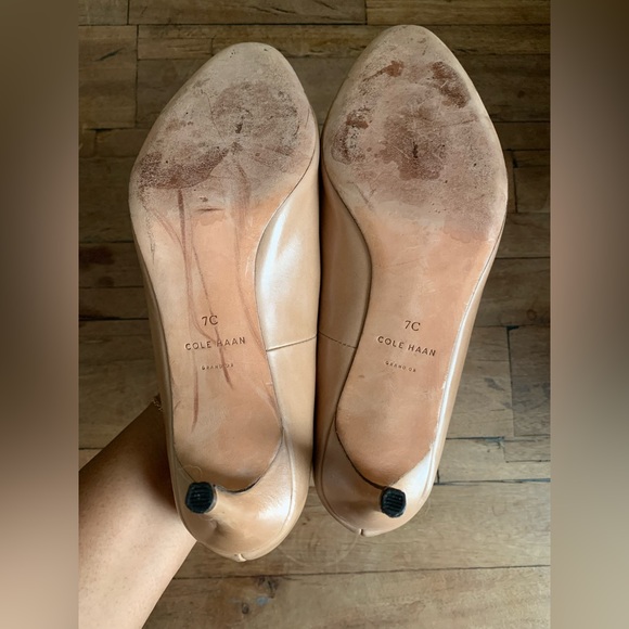 Cole Haan Beige Pumps - 7C - Picture 6 of 9